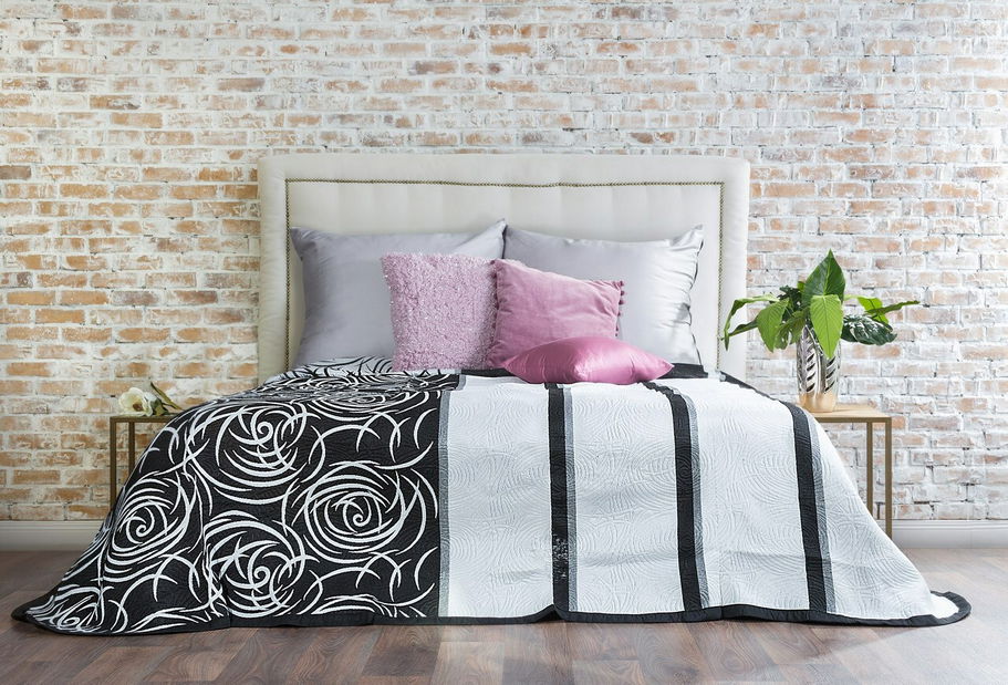 Přehoz na postel 210x170cm Sue (černá)