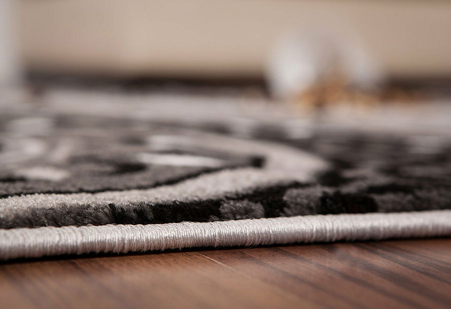 Kusový koberec Star 311 Silver