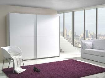 Šatní skříň s posuvnými dveřmi Liff 03 (bílá)