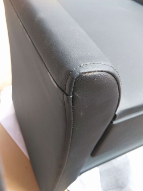 Noční stolek Dekent (černá) *bazar