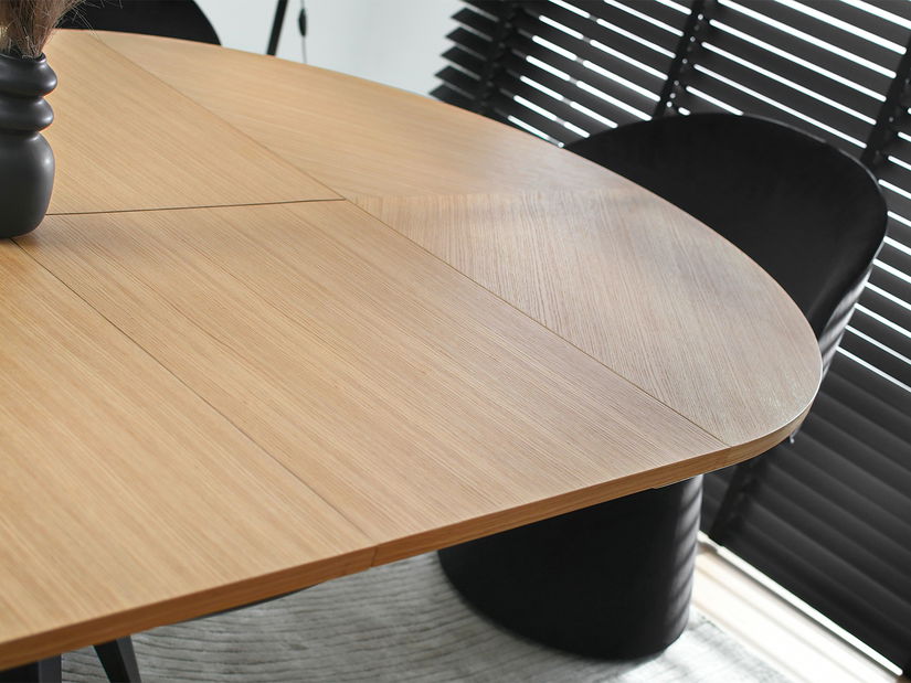 Jídelní stůl Mostrado (dub + černá)