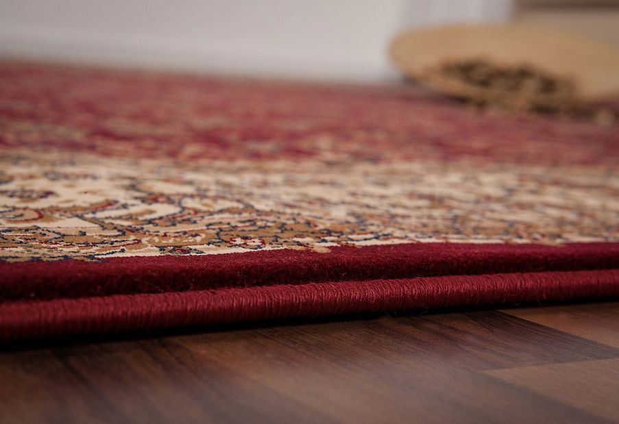 Kusový koberec Täbris 102 Red