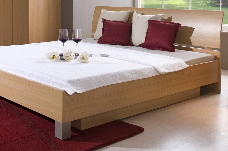 Manželská postel 180 cm Decodom Casandra (s úl. prostorem a roštem) buk