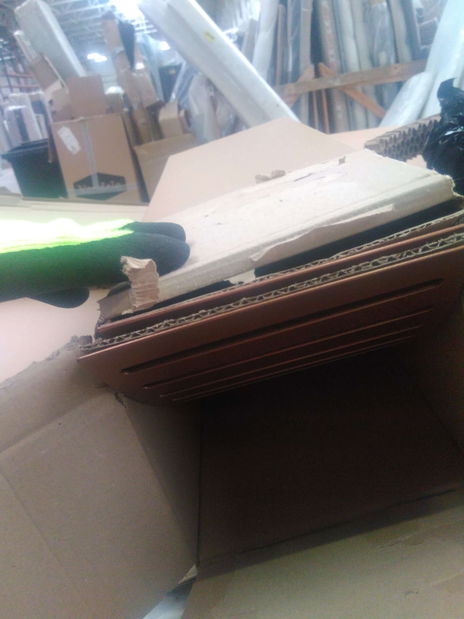 Konferenční stolek Mozimo Ember (měděná + bílý akryl) *bazar