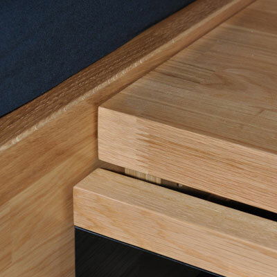 Manželská postel 210x170 cm Monika (masiv)