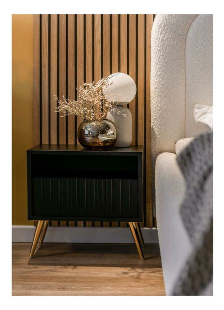 Noční stolek Biel B3 (černá + zlatá)