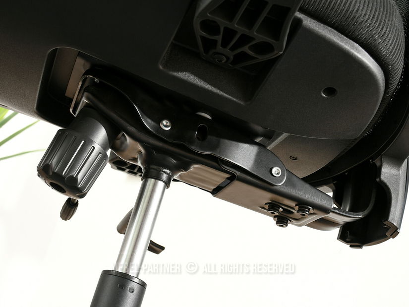 Kancelářské křeslo Largindo (černá)