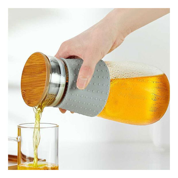 Karafa na vodu s víčkem a sítkem 1200ml Glaza 