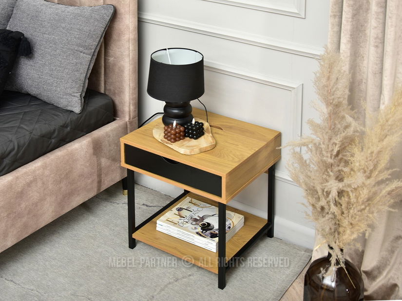 Noční stolek Emmo (dub + černá)