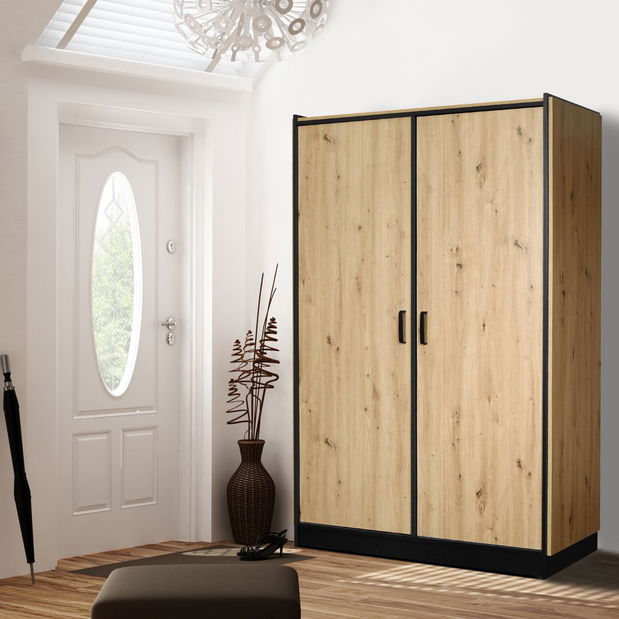 Šatní skříň Kari