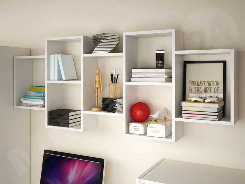 Police Cygni 001 *výprodej