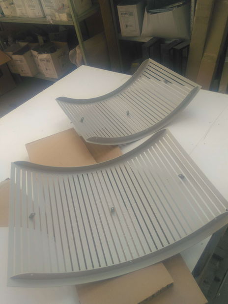 Konferenční stolek do obývacího pokoje Zinzit Kashmir (kašmír + mramor bianco) *bazar