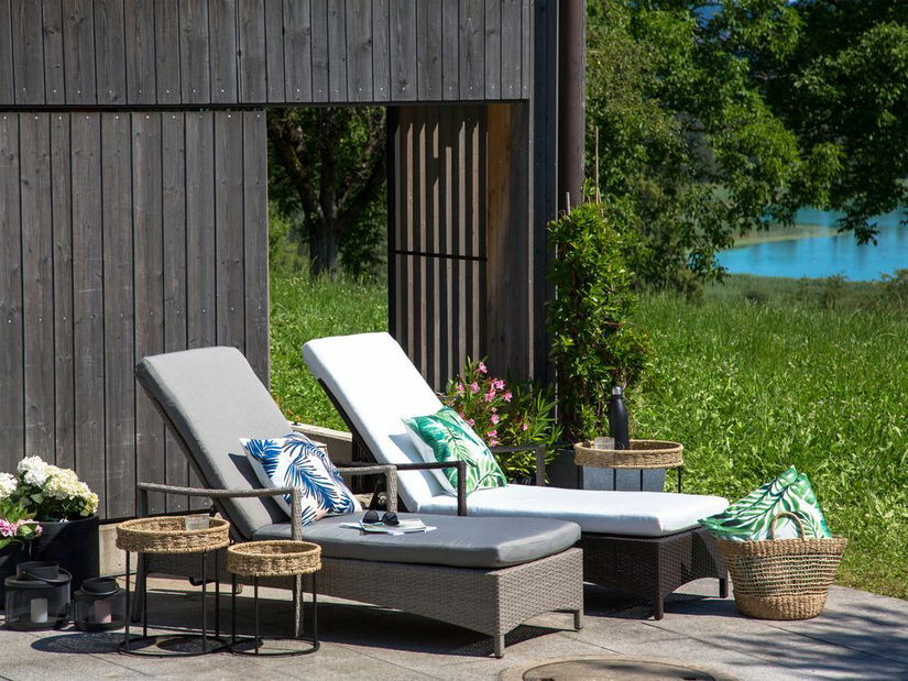 Zahradní lehátko Varo (tmavě šedá)