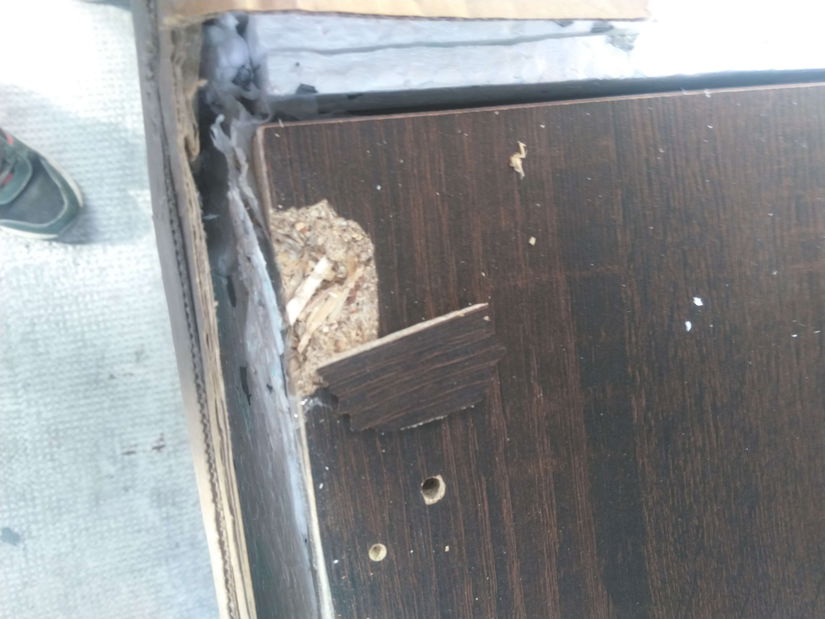 Skříň Dasto IV (čokoládová) *bazár