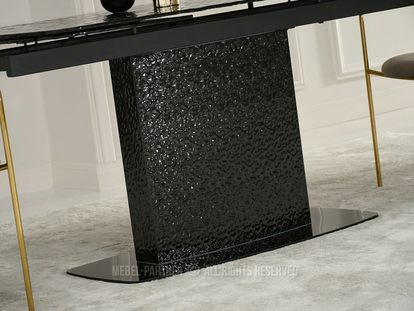 Jídelní stůl Jocosos (černá)